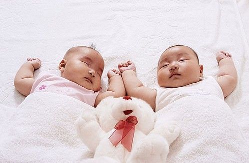 如何避免赠卵试管婴儿中的卵巢过度刺激综合征？